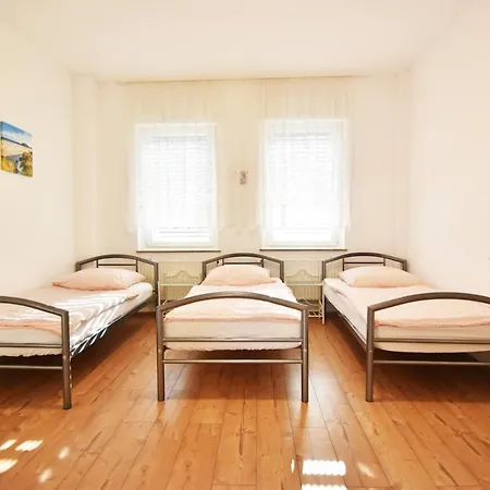 Work And ترويسدورف