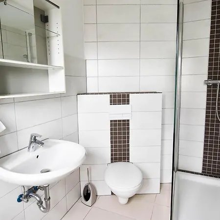 Work And Διαμέρισμα Τρόισντορφ