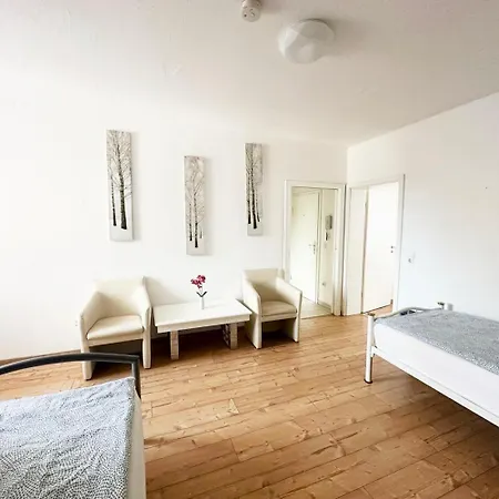 Work And Διαμέρισμα Τρόισντορφ