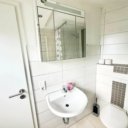 Work And Διαμέρισμα