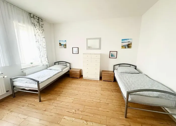 Work And Τρόισντορφ