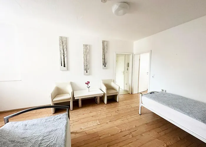 Work And Διαμέρισμα Τρόισντορφ