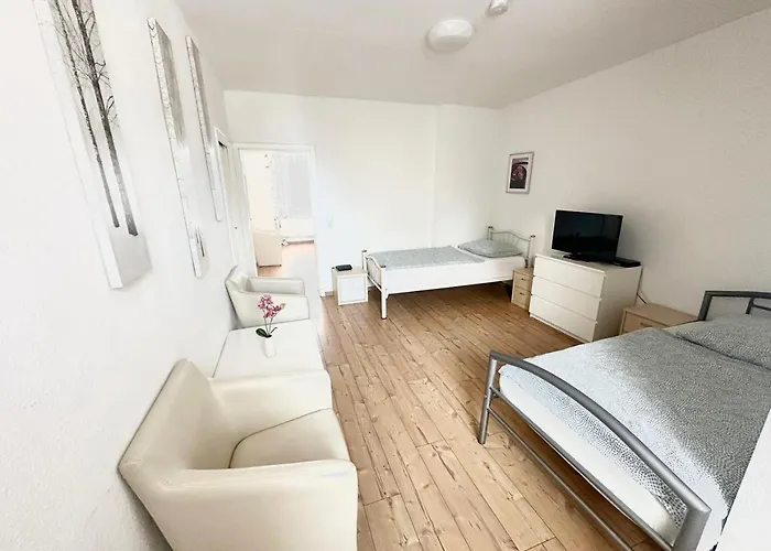 Work And Τρόισντορφ