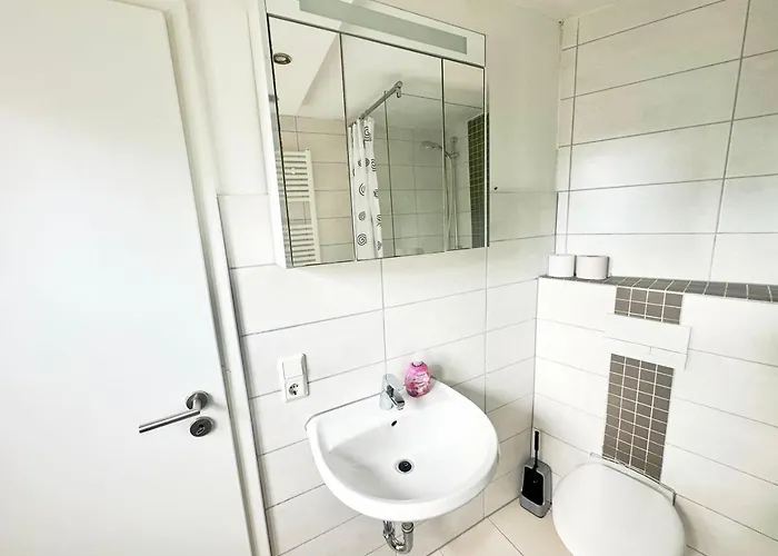 Work And Διαμέρισμα