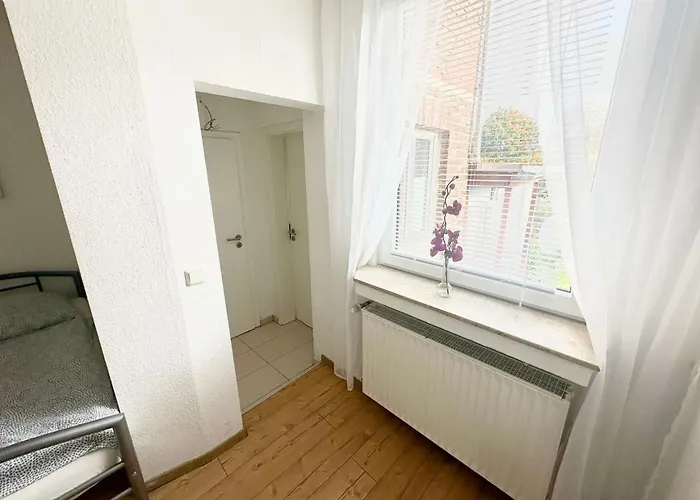 Work And Διαμέρισμα Τρόισντορφ